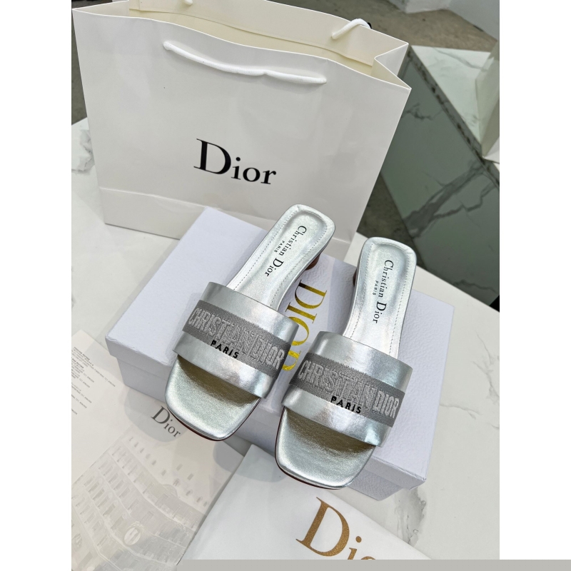 ch**an D*or slippers
